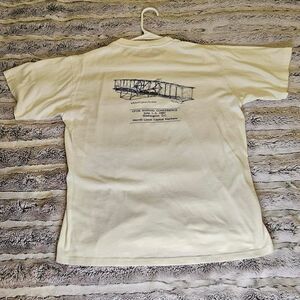 Jerzees Men's White and Cream T-shirt